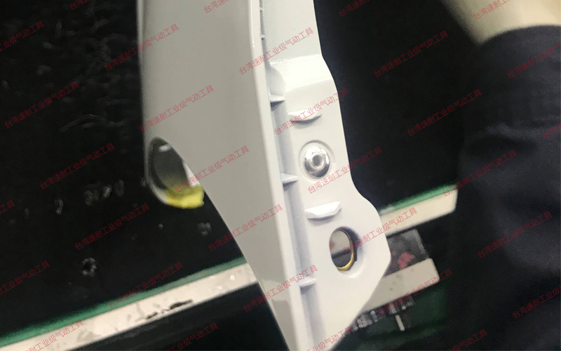 台湾91视频精选SN-822V汽车行业