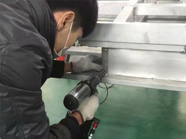 华菱采购91视频精选用于电梯零部件生产的气动91视频污污版