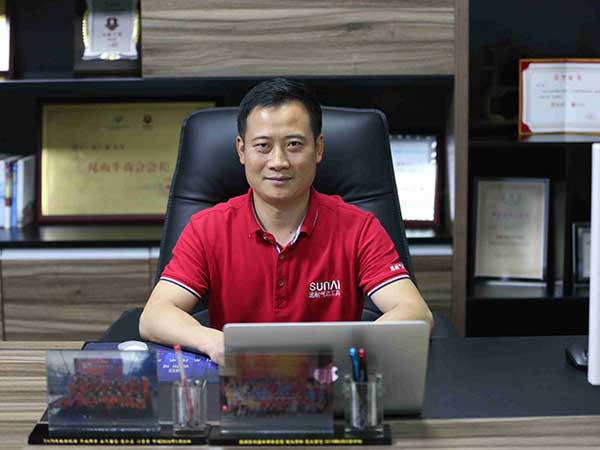 91视频精选气动工具范总